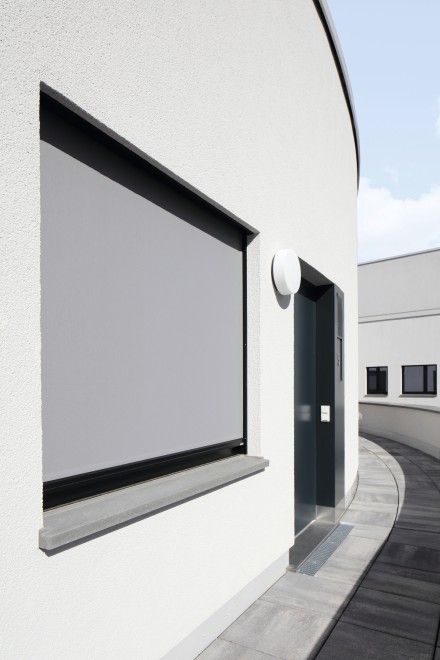 WAREMA Neubau-Aufsetz-Markisen NA-MA Revision außen mit easyZIP-Führung