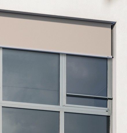 Klassische Fenstermarkisen