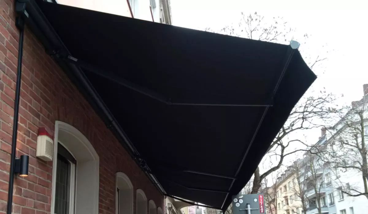 Neue Gelenkarmmarkise in Düsseldorf